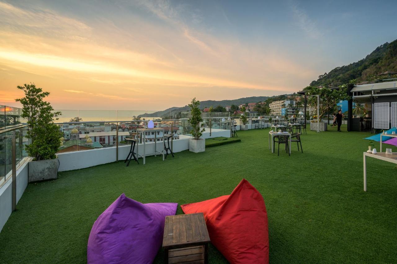 Zenseana Resort & Spa - Sha Plus Patong Εξωτερικό φωτογραφία Rooftop bar at the hotel